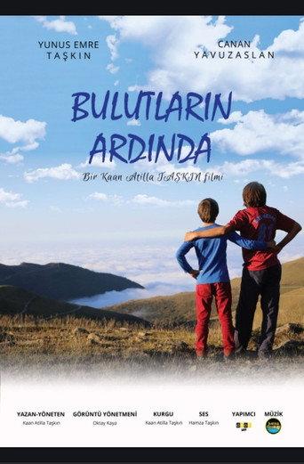 Bulutların Ardında afişi